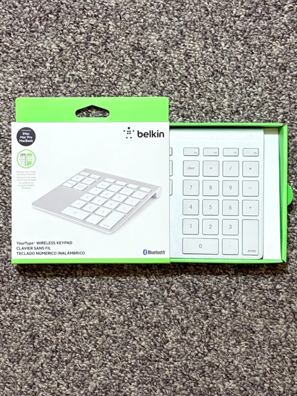 Belkin Silver Wireless Numeric Keypad with White Keys